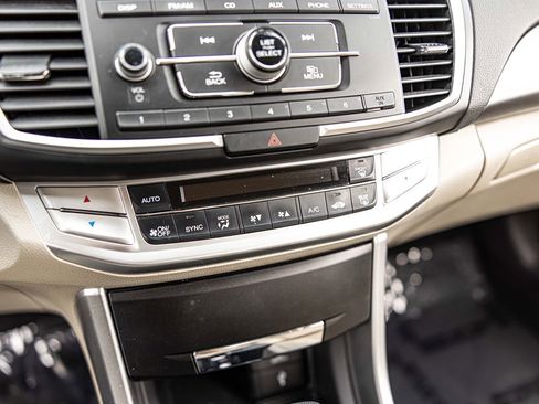 Used 2014 Honda Accord LX image 26