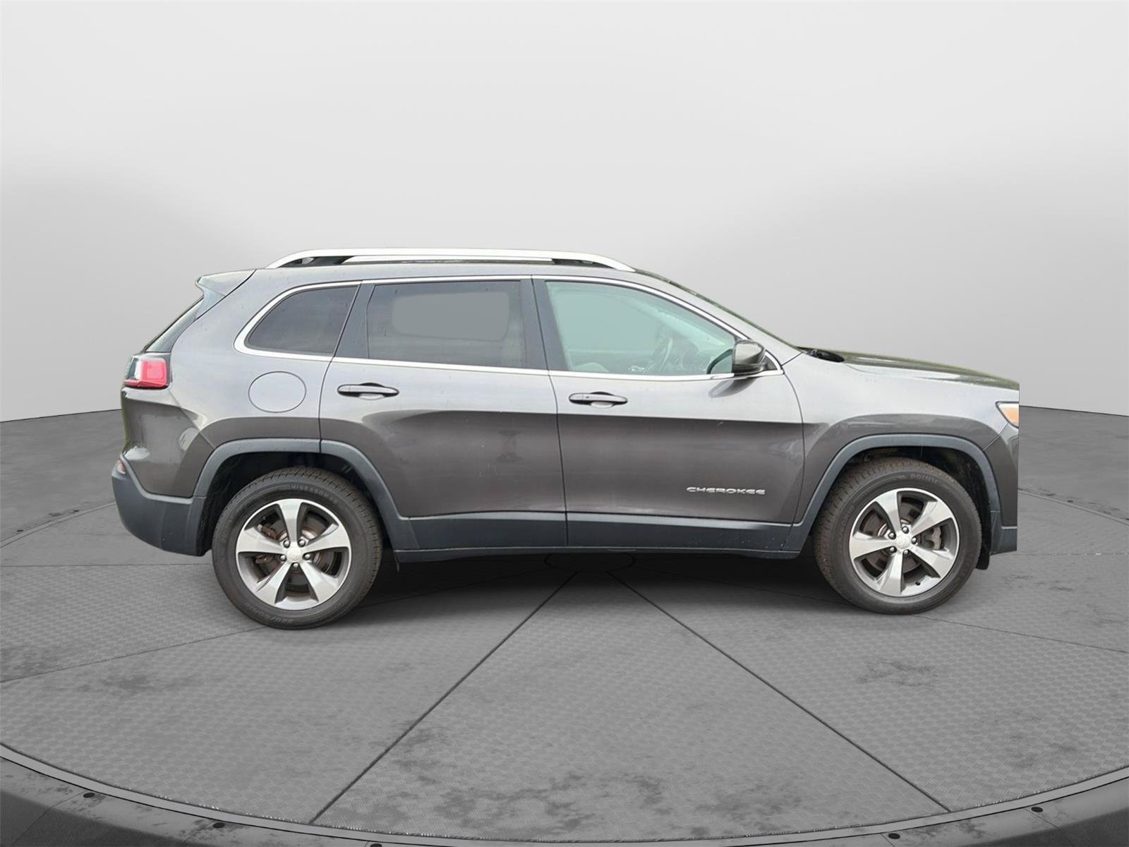 Used 2019 Jeep Cherokee Limited AWD/4WD image 8