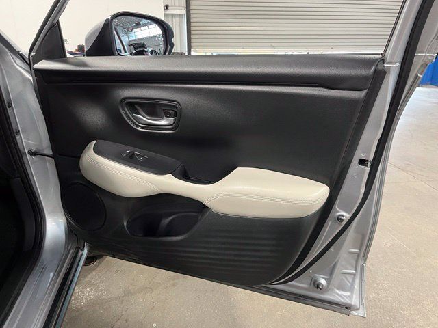 Used 2026 Honda HR-V LX image 13