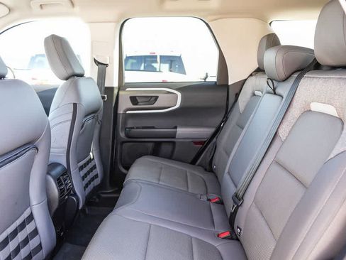 Used 2025 Ford Bronco Sport Badlands AWD/4WD image 18