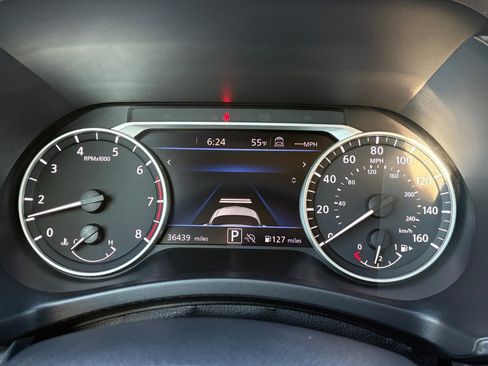 Certified 2025 Nissan Sentra SV image 15