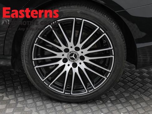 Used 2023 Mercedes-Benz C 300 4MATIC Sedan image 32