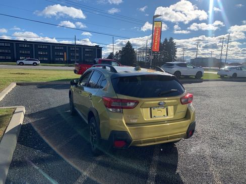 Used 2023 Subaru Crosstrek 2.0i Premium image 5