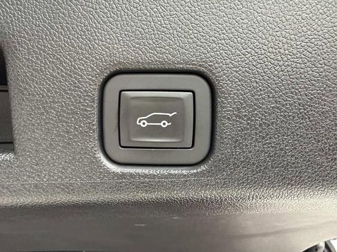 Used 2026 Buick Enclave Avenir AWD/4WD image 30
