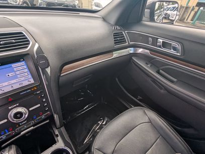 Used 2019 Ford Explorer Limited w/ Class III Trailer Tow Package