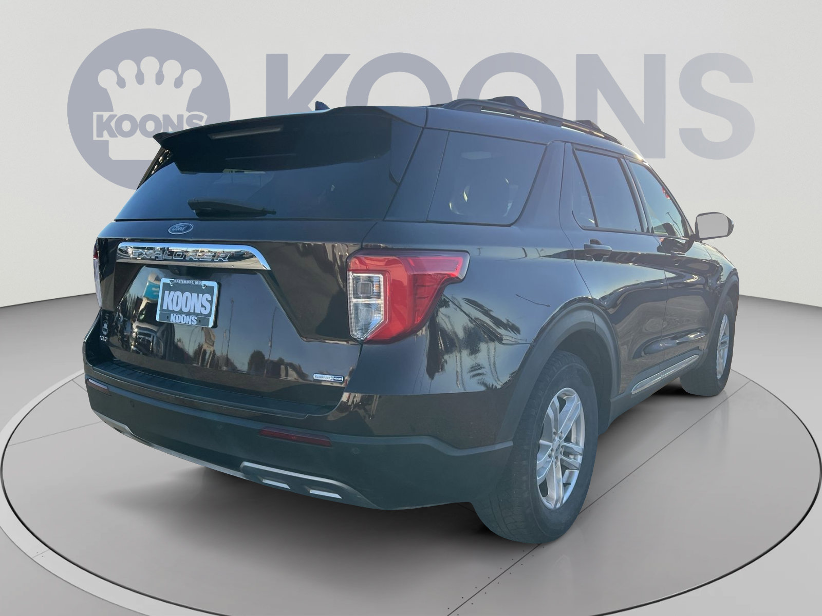 Certified 2020 Ford Explorer XLT w/ Equipment Group 202A AWD/4WD image 16