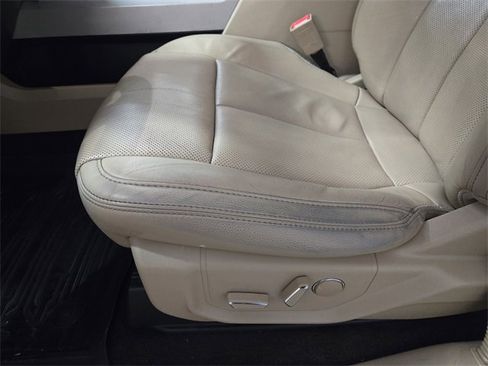 Used 2018 Ford F150 Lariat w/ Equipment Group 502A Luxury image 31