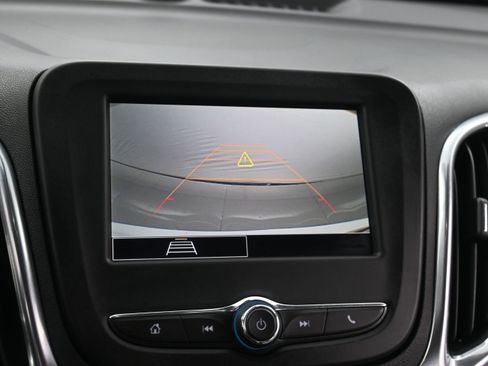 Used 2024 Chevrolet Equinox LS w/ Driver Confidence II Package AWD/4WD image 37
