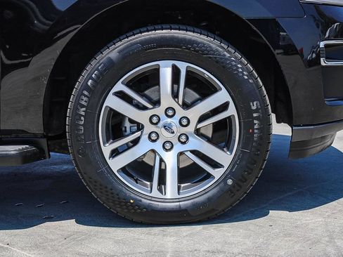 Used 2024 Ford Expedition Max Limited RWD image 11
