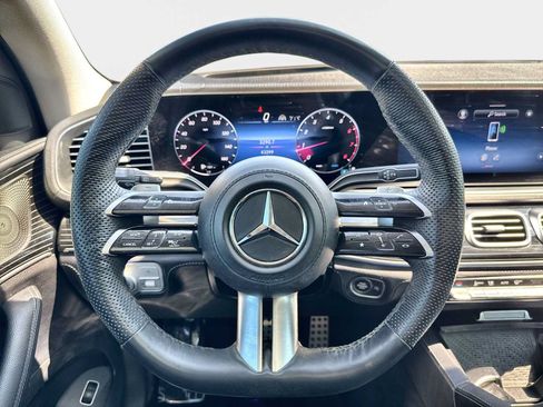 Used 2024 Mercedes-Benz GLS 450 4MATIC image 22