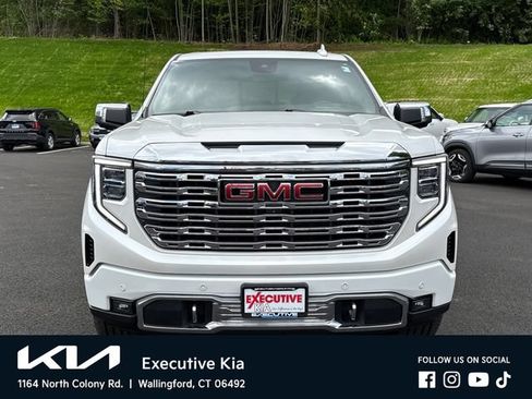 Used 2022 GMC Sierra 1500 Denali w/ Denali Reserve Package AWD/4WD image 6