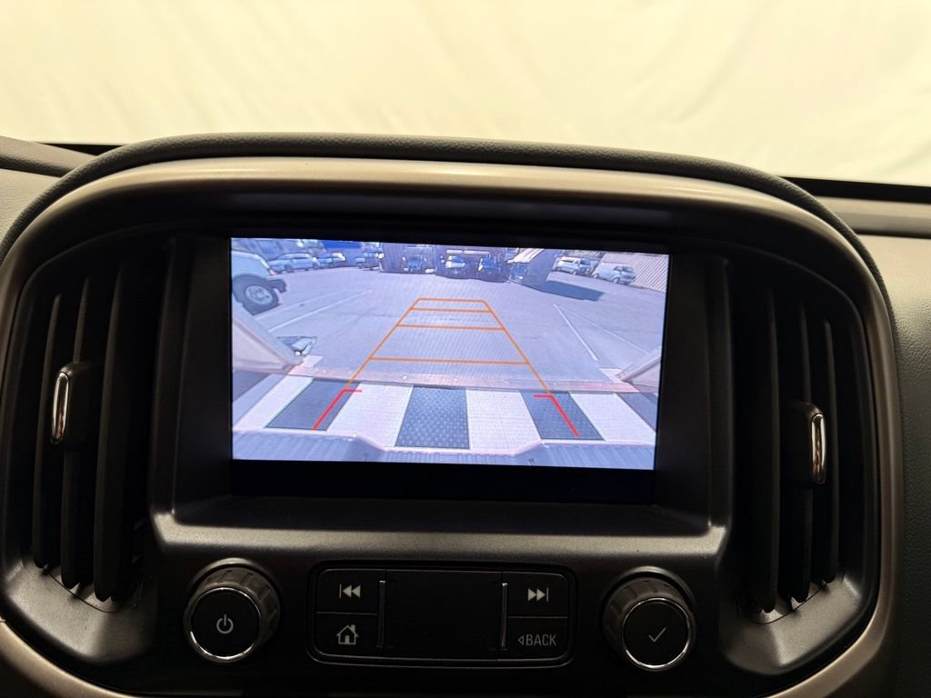 Used 2022 Chevrolet Colorado Z71 AWD/4WD image 36