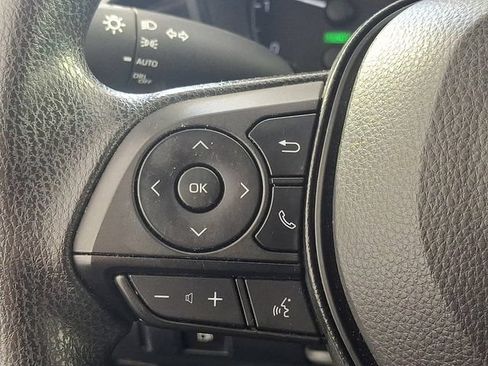 Used 2025 Toyota Corolla LE FWD image 25