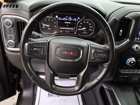 Used 2020 GMC Sierra 1500 AT4 w/ Off-Road Performance Package image 13