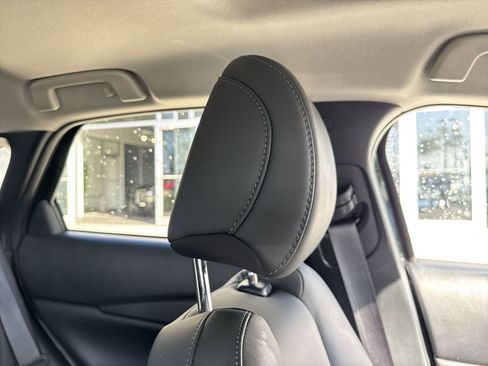 Used 2025 MAZDA CX-30 AWD 2.5 S w/ Preferred Package image 21