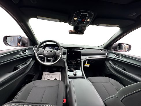 New 2026 Jeep Grand Cherokee Laredo X image 23