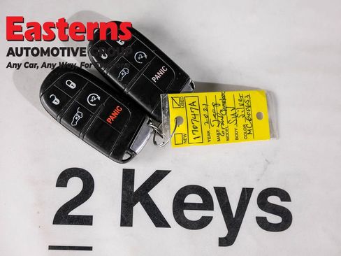 Used 2021 Jeep Grand Cherokee Laredo w/ Security & Convenience Group AWD/4WD image 25