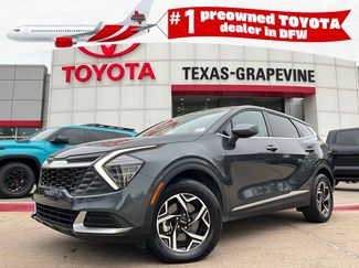 Used 2025 Kia Sportage LX video 1