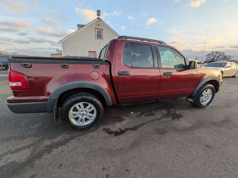 Used 2010 Ford Explorer Sport Trac XLT image 5