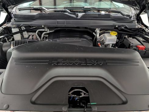 Used 2026 RAM 2500 Big Horn AWD/4WD image 28