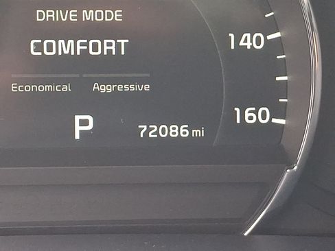 Used 2019 Kia Sorento SX AWD/4WD image 23