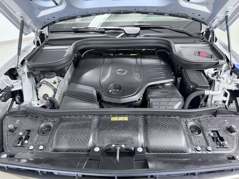 Certified 2026 Mercedes-Benz GLS 450 4MATIC image 14