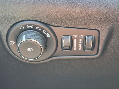 New 2026 Jeep Compass Latitude AWD/4WD image 19