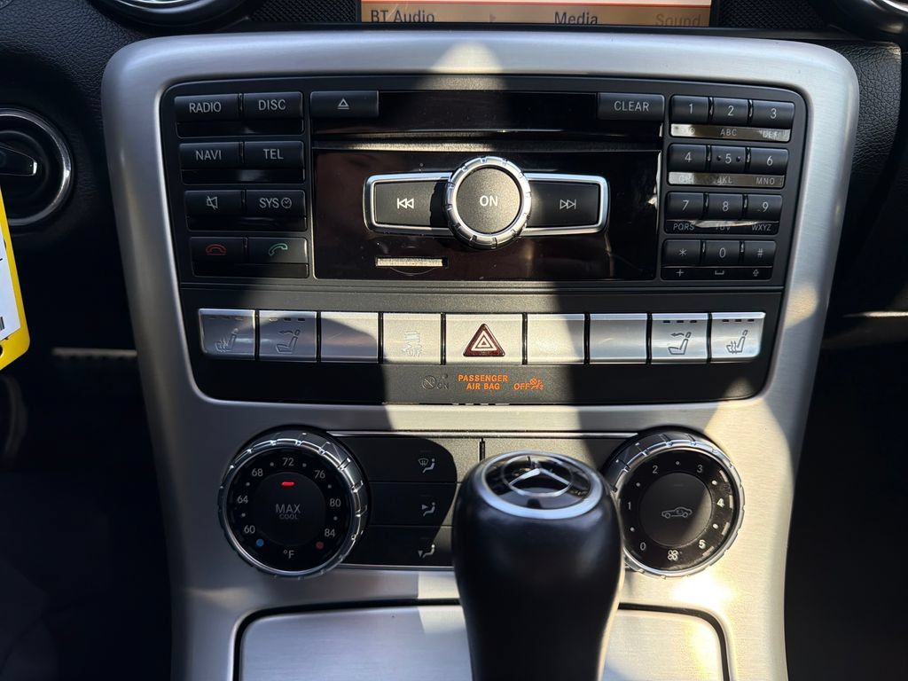 Used 2012 Mercedes-Benz SLK 250 image 15