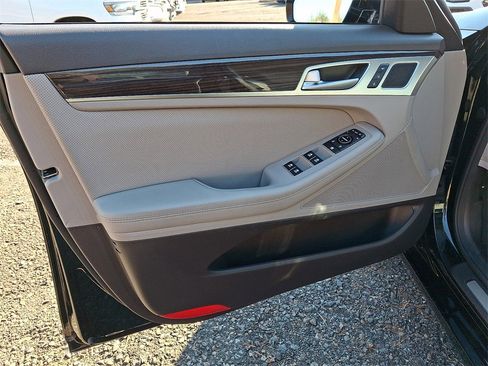 Used 2017 Genesis G80 3.8 image 13