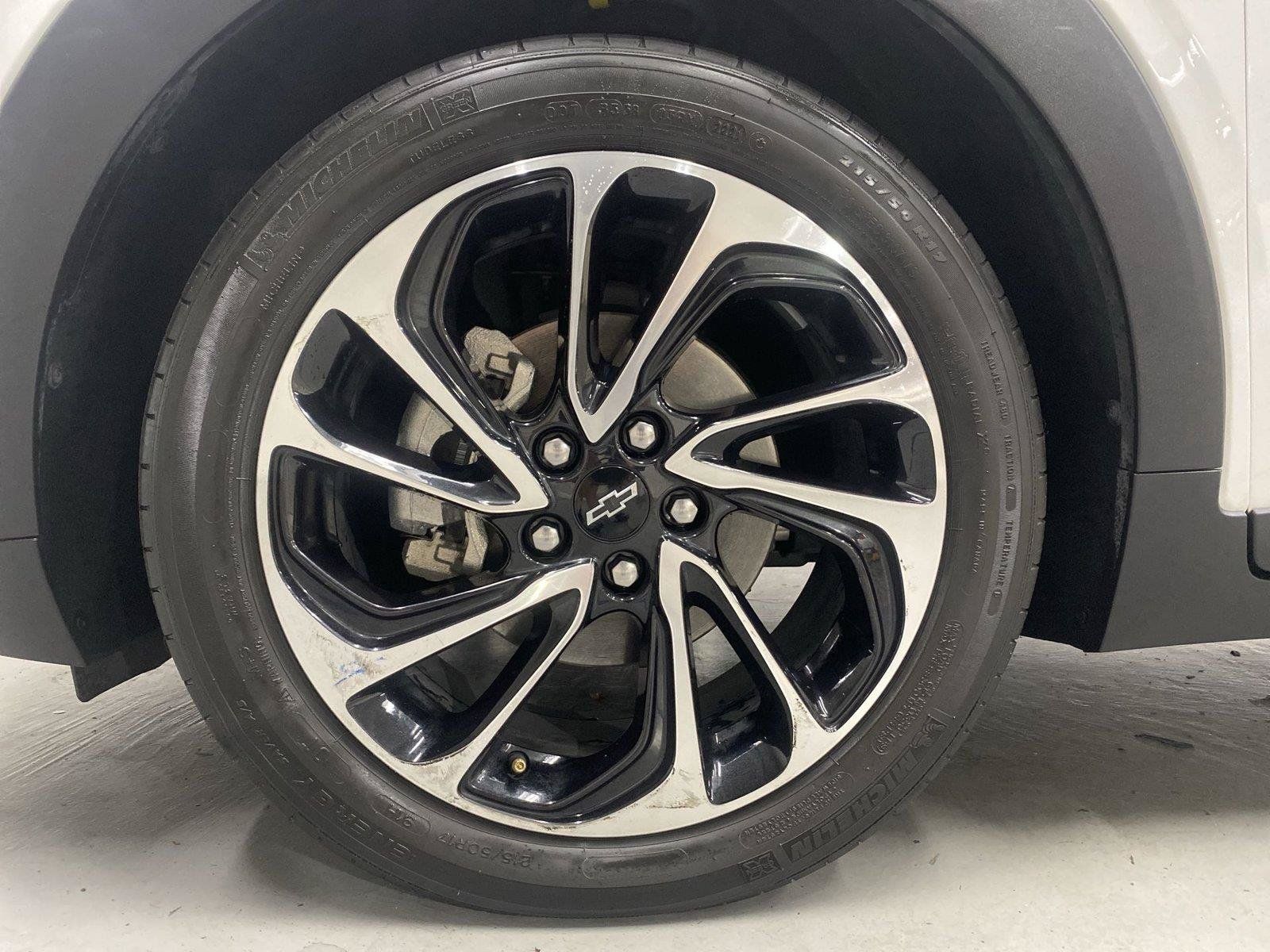 Used 2022 Chevrolet Bolt EUV Premier FWD image 22