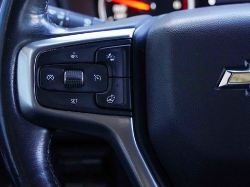 Used 2021 Chevrolet Suburban Premier w/ Premium Package image 22