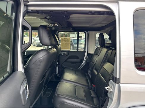 Certified 2023 Jeep Wrangler Sahara w/ Cold Weather Group image 10