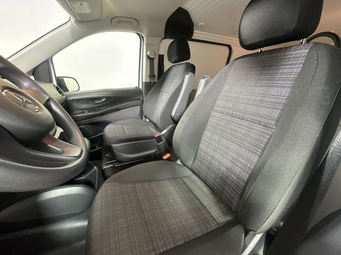 Used 2020 Mercedes-Benz Metris image 9