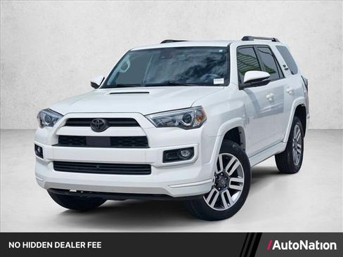 Used 2022 Toyota 4Runner TRD Sport AWD/4WD image 1