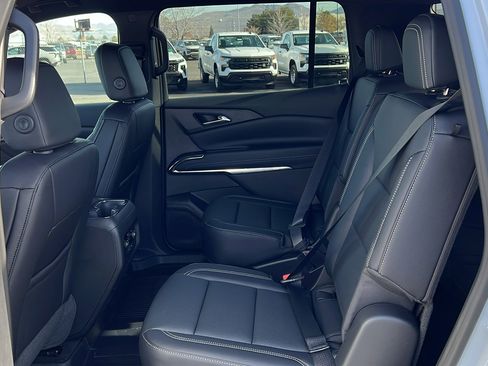 New 2026 Chevrolet Traverse LT w/ Midnight/Sport Edition image 13