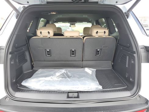 New 2026 Buick Enclave Preferred image 11