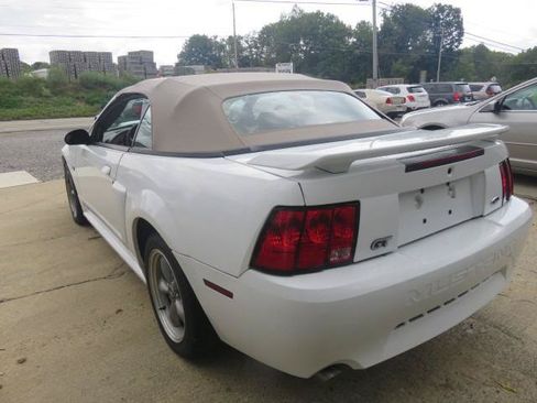 Used 2001 Ford Mustang GT RWD image 6