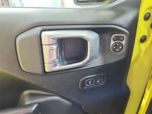 Used 2023 Jeep Wrangler Sport S image 29