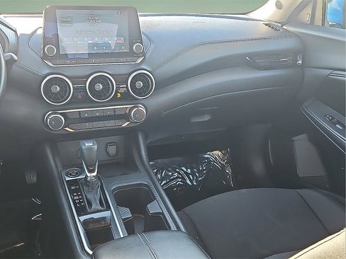 Used 2023 Nissan Sentra SV image 18