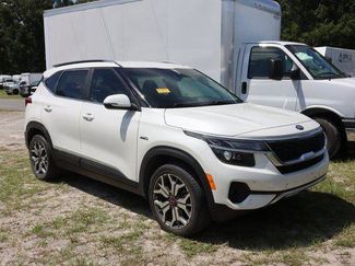 Used 2021 Kia Seltos S image 1