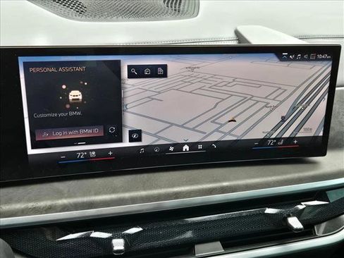 Used 2024 BMW X5 xDrive40i w/ Parking Assistance Package image 12