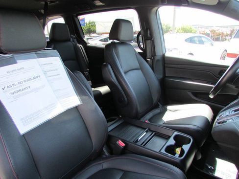 Used 2024 Honda Odyssey Sport image 19