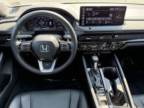 Certified 2025 Honda Accord Touring image 11