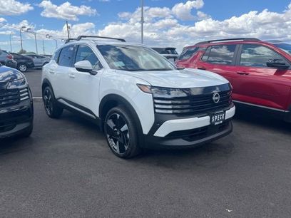 New 2025 Nissan Kicks SR
