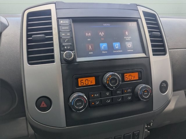 Used 2020 Nissan Frontier SV w/ Midnight Edition Floor Mats RWD image 22