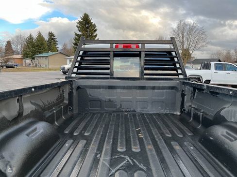 Used 2022 RAM 2500 Tradesman w/ Chrome Appearance Group image 24