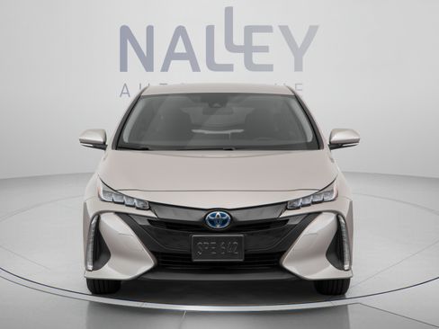 Used 2018 Toyota Prius Prime Advanced FWD image 7