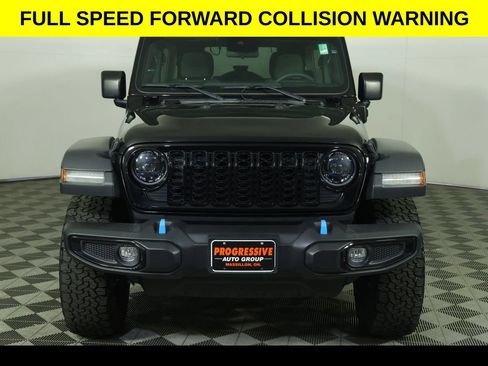 Used 2024 Jeep Wrangler Unlimited AWD/4WD image 11