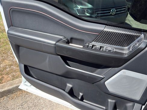 Used 2025 Ford F150 Raptor image 27