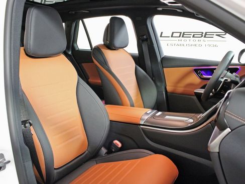 Certified 2025 Mercedes-Benz GLC 43 AMG 4MATIC image 32